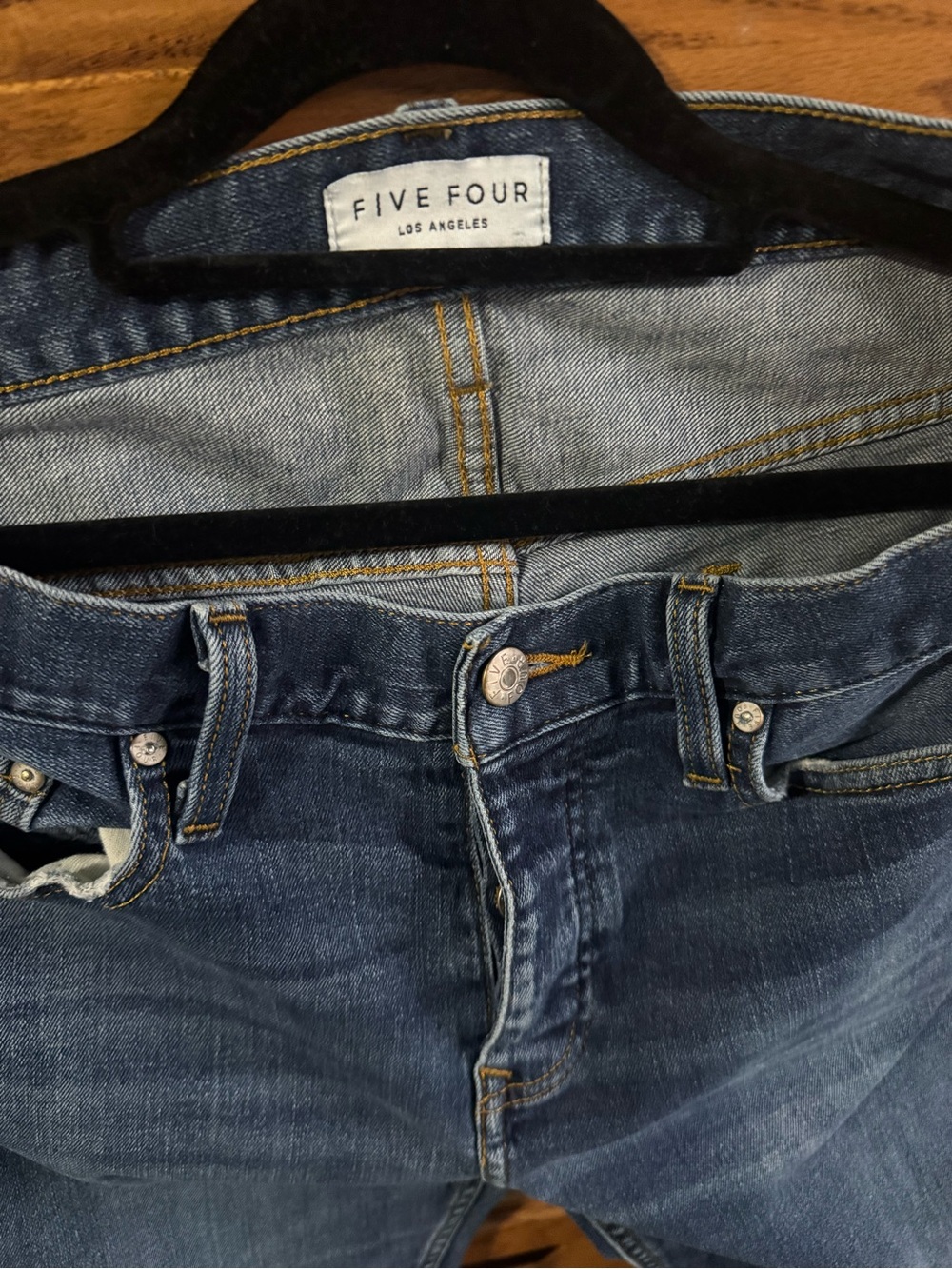 Five Four Men's Medium Wash Blue Relaxed Jeans